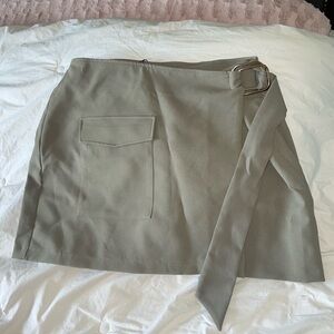 Zara cargo skirt (brand new)